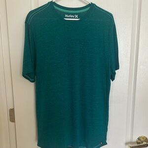 Hurley Men's Green T-Shirt Size Large Casual Every Day Attire